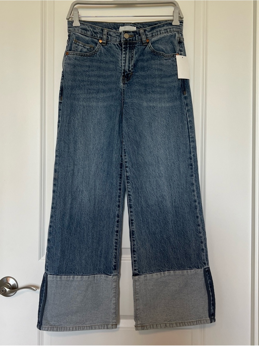 Habitual Two-Tone Cuffed Wide-Leg Jeans - Blue 2/26 nwt $128